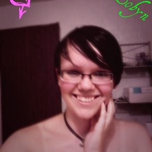 Meet your Posher, Robyn